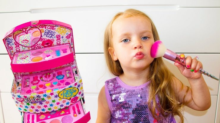 Funny Nicknames For Girls 50 Ideas For Teasing Or Terms Of Endearment Cute Pet Name
